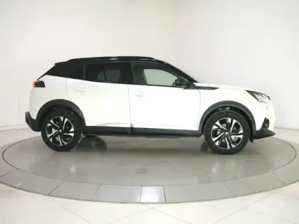 Photo 6 Peugeot 2008  PureTech 130 S&S EAT8