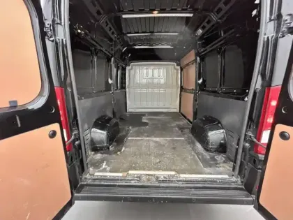 Photo 5 Peugeot Boxer  TOLE 333 L2H2 BLUEHDI 140 S&S