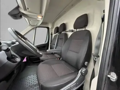 Photo 11 Peugeot Boxer  TOLE 333 L2H2 BLUEHDI 140 S&S