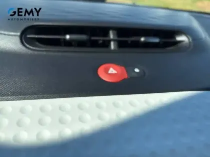 Photo 23 Renault Twingo  III E-Tech