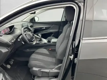 Photo 37 Peugeot 3008  BlueHDi 130ch S&S BVM6