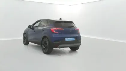 Photo 11 Renault Captur  E-Tech full hybrid 145 ch