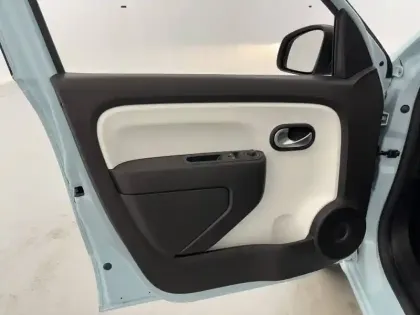 Photo 19 Renault Twingo  III E-Tech