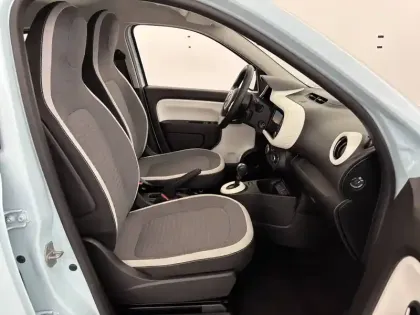Photo 22 Renault Twingo  III E-Tech