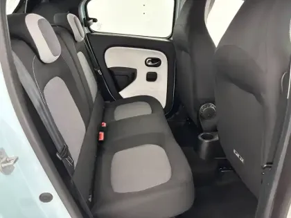 Photo 24 Renault Twingo  III E-Tech