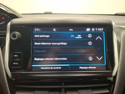 Photo 20 Peugeot 2008  BlueHDi 100ch S&S BVM5