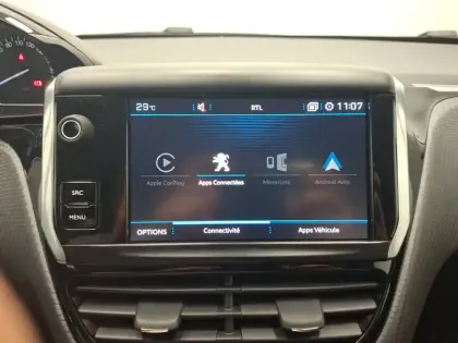 Photo 19 Peugeot 2008  BlueHDi 100ch S&S BVM5