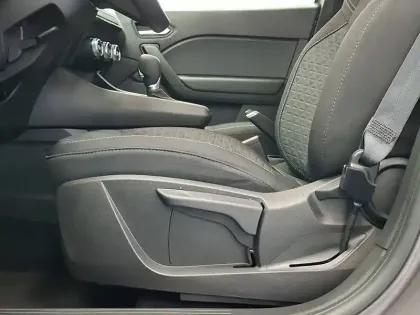 Photo 28 Renault Captur  E-Tech 145 - 21