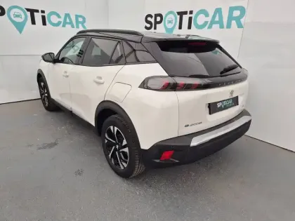 Photo 21 Peugeot 2008  Electrique 136 ch