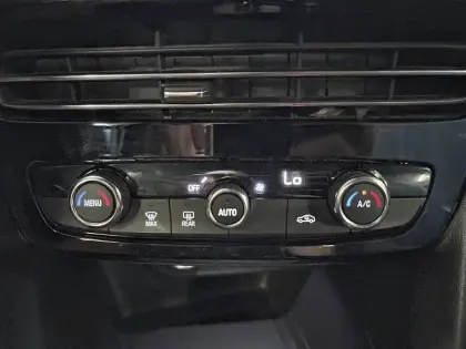 Photo 28 Opel Mokka  Electrique 136 ch & Batterie 50 kWh