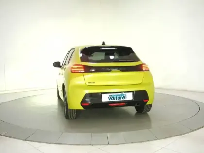 Photo 8 Peugeot 208  PureTech 100 S&S BVM6