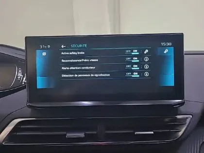 Photo 41 Peugeot 3008  Puretech 130ch S&S BVM6