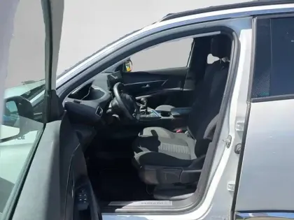 Photo 10 Peugeot 3008  Puretech 130ch S&S BVM6