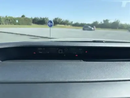 Photo 9 Citroën C3  Turbo 100 ch Manuelle