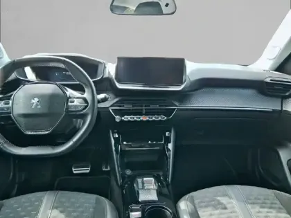 Photo 7 Peugeot 2008  Electrique 136 ch