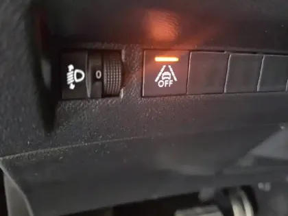 Photo 49 Peugeot 2008  Electrique 136 ch