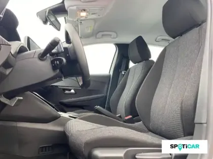Photo 6 Peugeot 208  Hybrid 110 ch e-DCS6