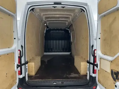 Photo 17 Renault Master  CA TRAC F3500 L2H2 BLUE DCI 135