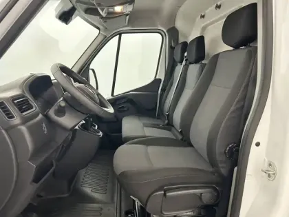 Photo 8 Renault Master  CA TRAC F3500 L2H2 BLUE DCI 135