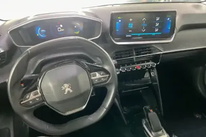 Photo 16 Peugeot 208  Electrique 50 kWh 136ch