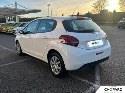 Photo 29 Peugeot 208  AFFAIRE BLUEHDI 100 S&S BVM5