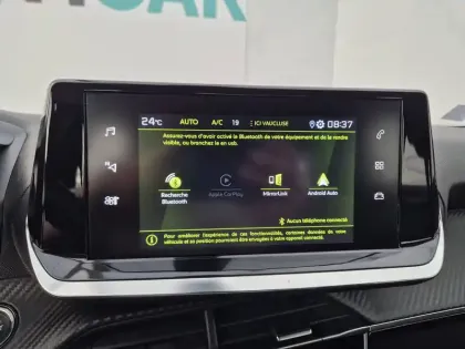 Photo 33 Peugeot 2008  PureTech 100 S&S BVM6