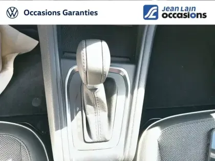 Photo 15 Renault Captur  TCe 140 EDC - 21