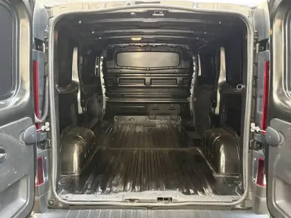 Photo 15 Nissan Nv300  FOURGON L1H1 2T8 2.0 DCI 145 S/S DCT