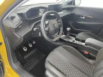 Photo 28 Peugeot 208  PureTech 100 S&S BVM6