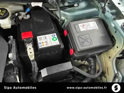 Photo 25 Citroën C4 e- 136 ch Automatique