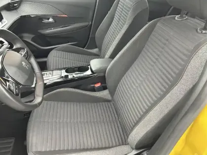 Photo 10 Peugeot 208  Electrique 50 kWh 136ch