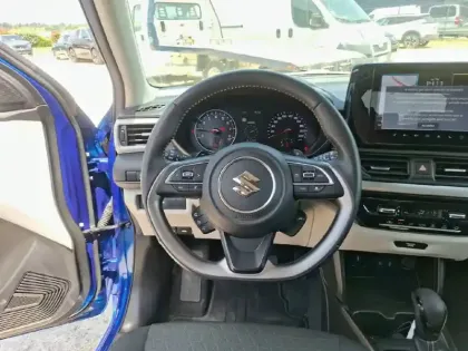 Photo 8 Suzuki Swift  1.2 Dualjet Hybrid Auto
