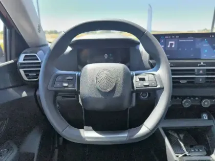 Photo 8 Citroën C4 e- 156 ch autonomie étendue