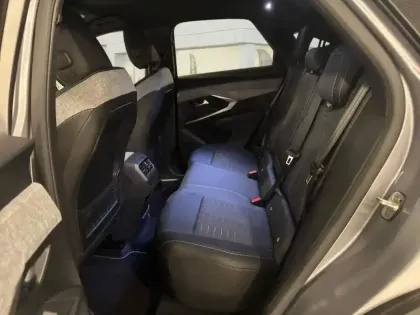 Photo 8 Peugeot 3008  Hybrid 145 e-DCS6