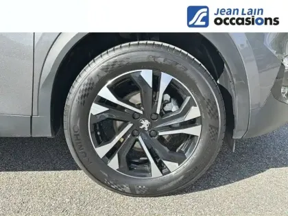 Photo 8 Peugeot 2008  PureTech 130 S&S EAT8
