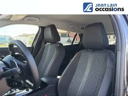 Photo 10 Peugeot 2008  PureTech 130 S&S EAT8