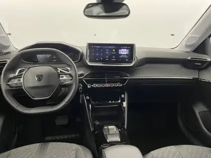 Photo 44 Peugeot 208  Hybrid 110 ch e-DCS6