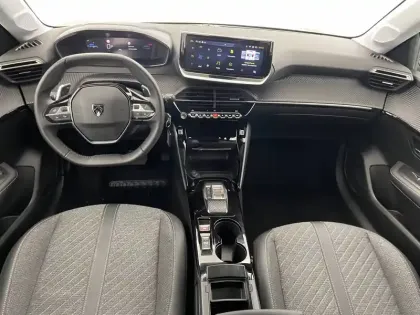Photo 53 Peugeot 208  Hybrid 110 ch e-DCS6