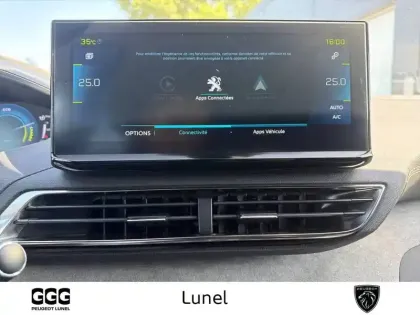 Photo 18 Peugeot 3008  Hybrid 225 e-EAT8