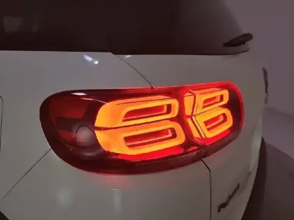 Photo 16 Citroën C5 aircross  Hybride Rechargeable 225 e-EAT8