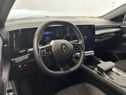 Photo 18 Renault Austral  E-Tech hybrid 200