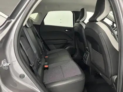 Photo 15 Renault Captur  E-Tech 145 - 21