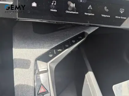 Photo 19 Peugeot 3008  Hybrid 145 e-DCS6
