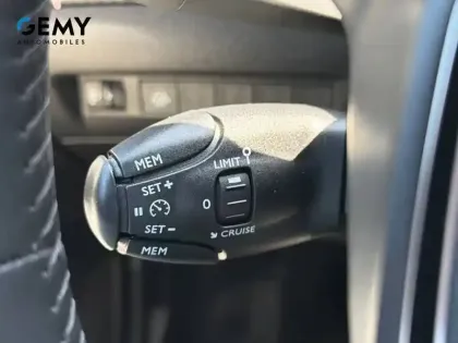 Photo 11 Peugeot 208  Electrique 50 kWh 136ch