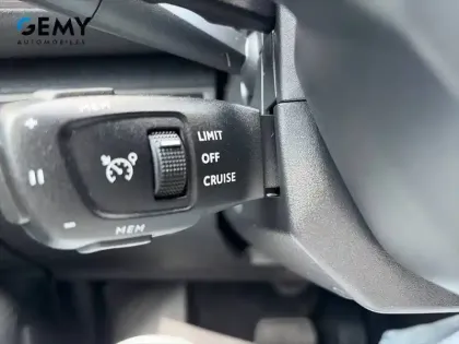 Photo 19 Peugeot 3008  Hybrid 136 e-DCS6