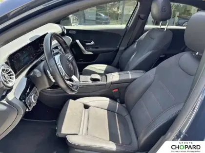 Photo 10 Mercedes Classe A  200 7G-DCT