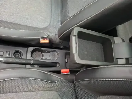 Photo 35 Renault Captur  TCe 150 FAP EDC