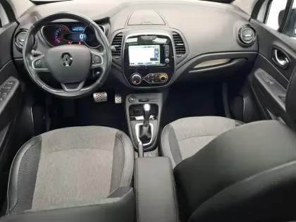 Photo 42 Renault Captur  TCe 150 FAP EDC