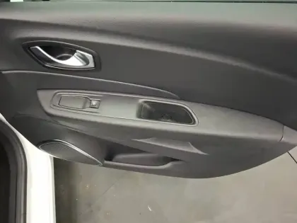 Photo 25 Renault Captur  TCe 150 FAP EDC