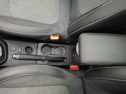 Photo 34 Renault Captur  TCe 150 FAP EDC
